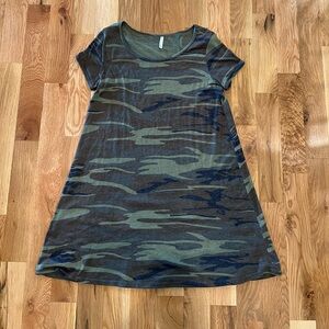 Camo tshirt dress size large